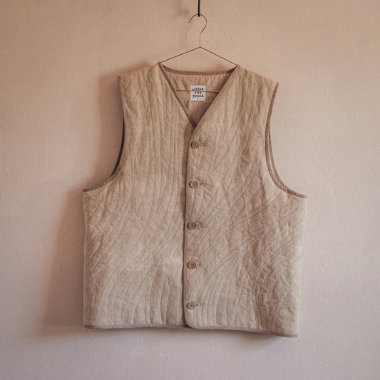 Studio Made Unisex FloW Gilet Tea Dye Brown